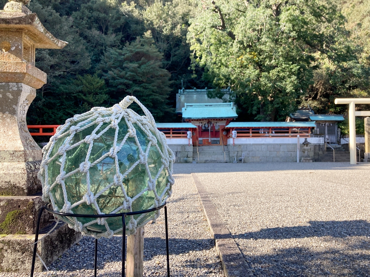 勝浦八幡神社